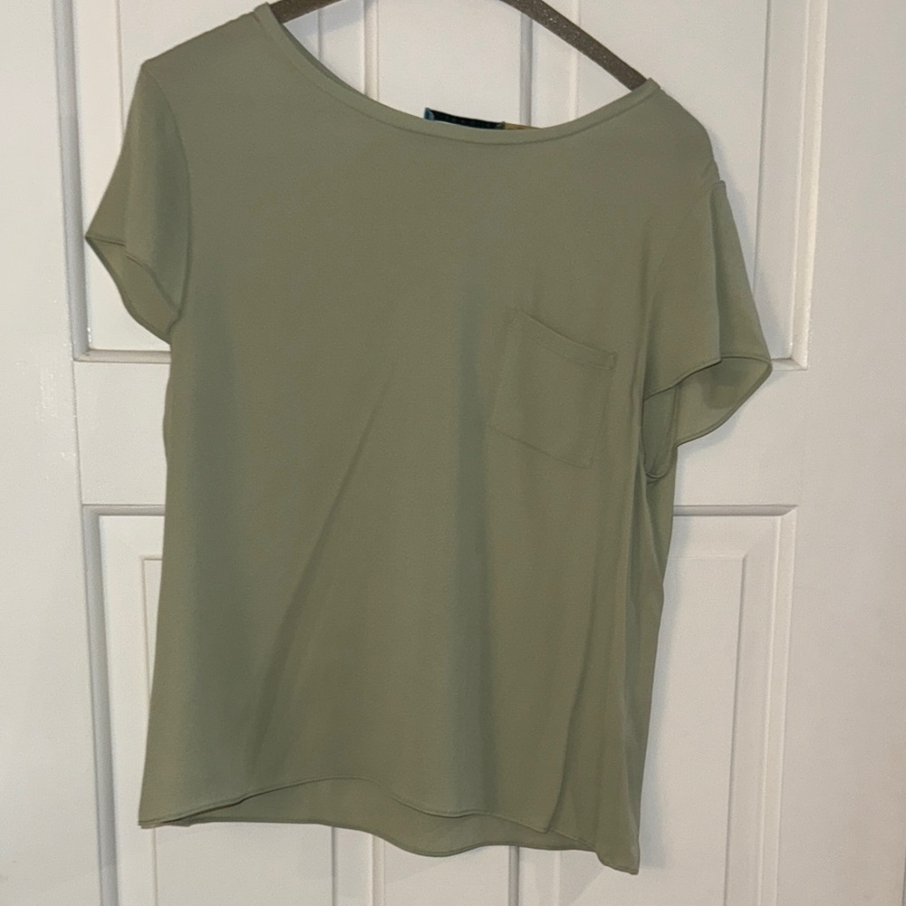 Alice + Olivia Olive Short Sleeve Tee